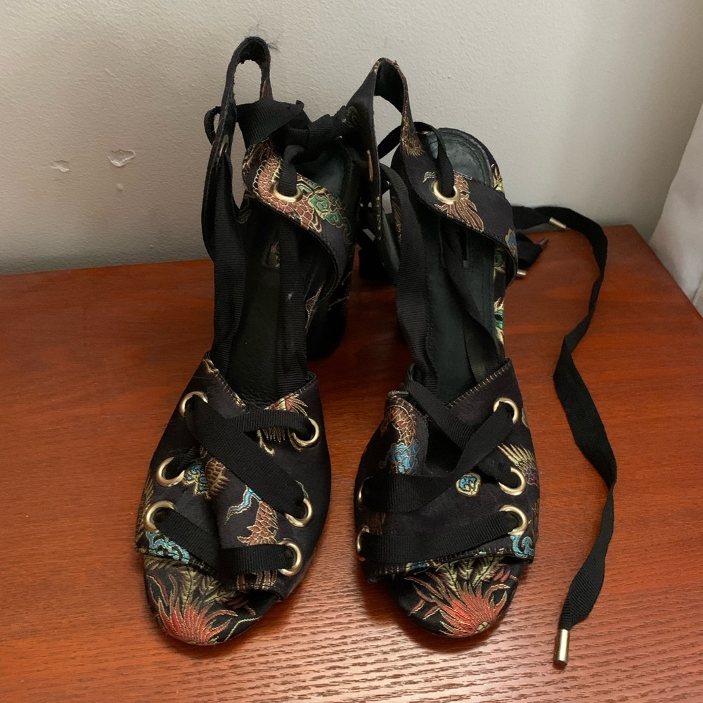 Topshop Asian dragon print heels corset lace up - Picture 2 of 2